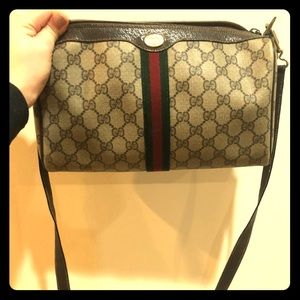 Vintage Gucci crossbody
